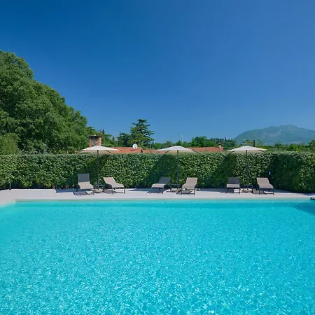 Cason Degli Ulivi-apt Marine Rivoli Veronese